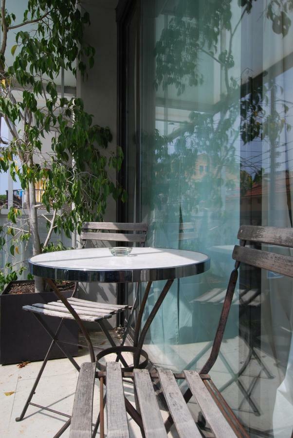 شقة Blue Fridge Apartmen - Blue Fridge Apartmen - Ideal For Couples, Near Beach And Well Connected فيلاسار دي مار المظهر الخارجي الصورة